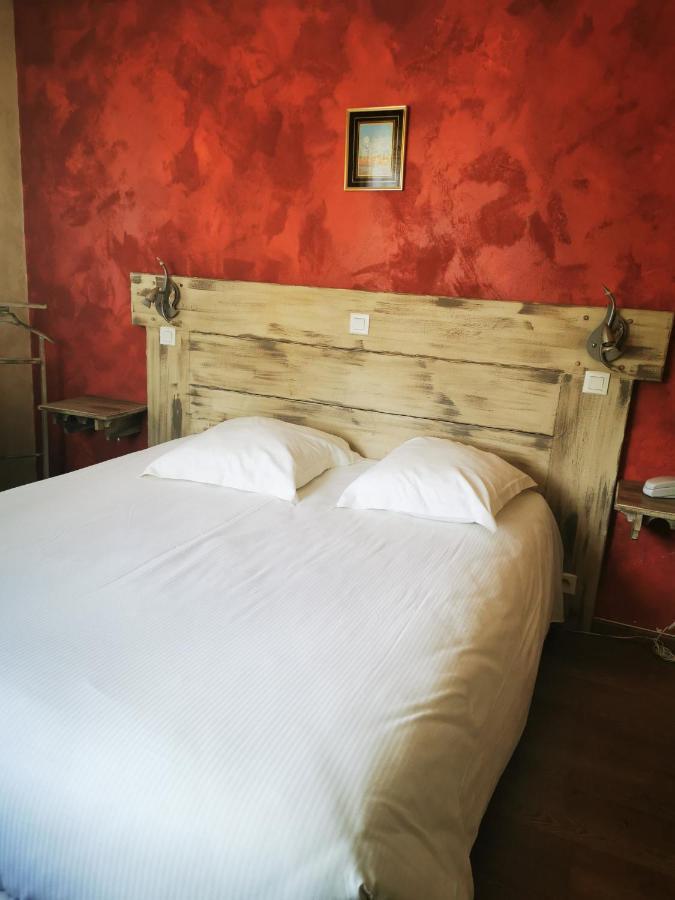 Logis Hotel Restaurant Planes 사일라구즈 외부 사진