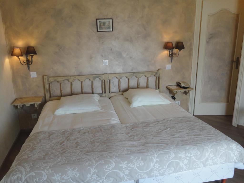 Logis Hotel Restaurant Planes 사일라구즈 외부 사진