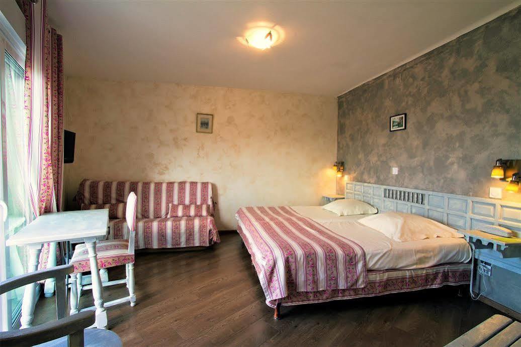 Logis Hotel Restaurant Planes 사일라구즈 외부 사진